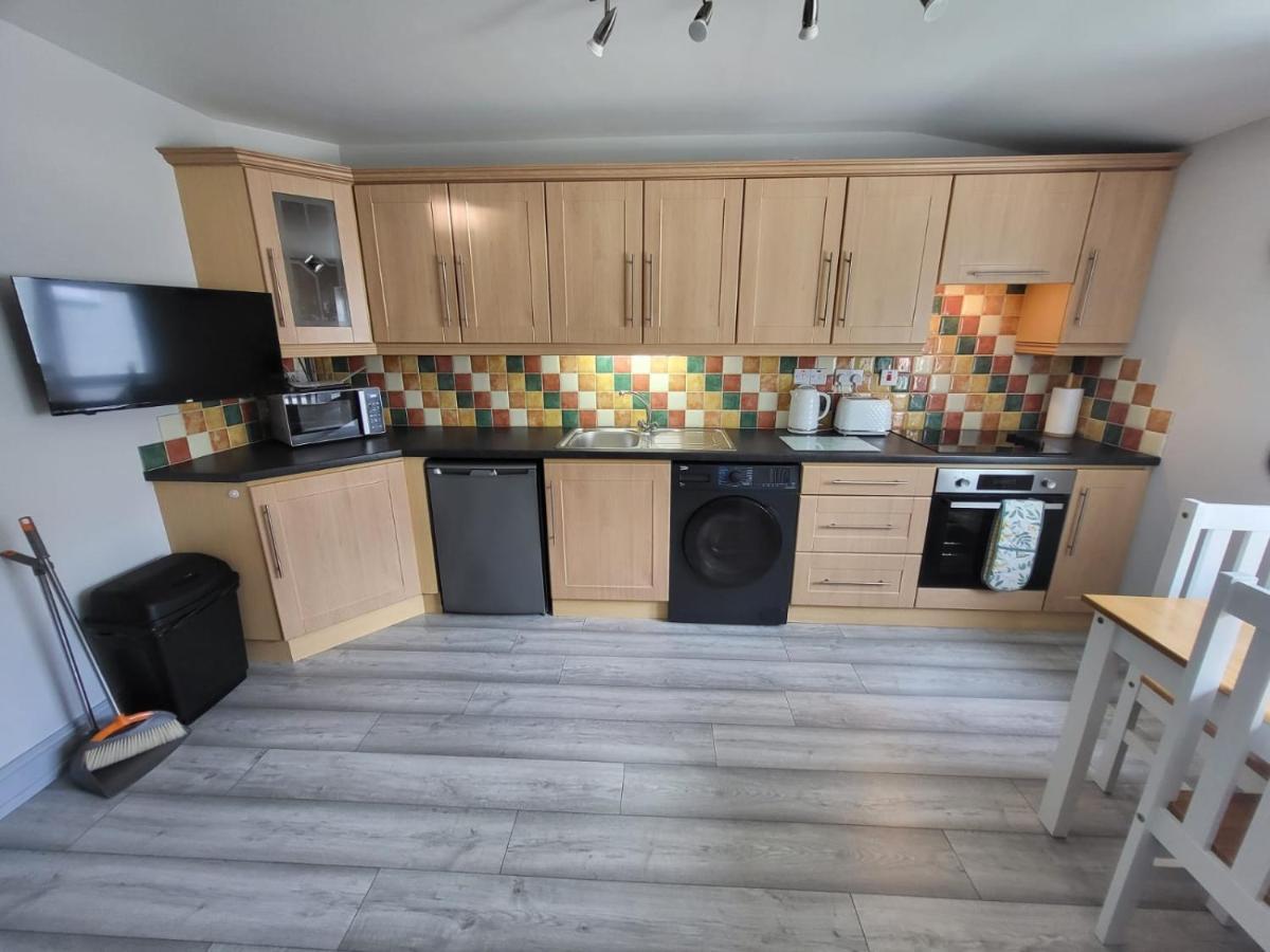 Curragh View Apartment คิลลีเบกส์ ภายนอก รูปภาพ